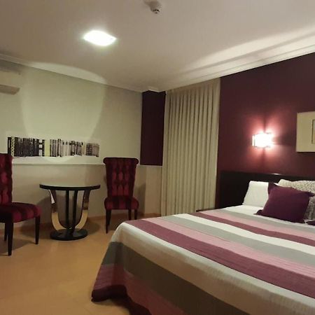Hostal El Lechuguero Cascante Esterno foto