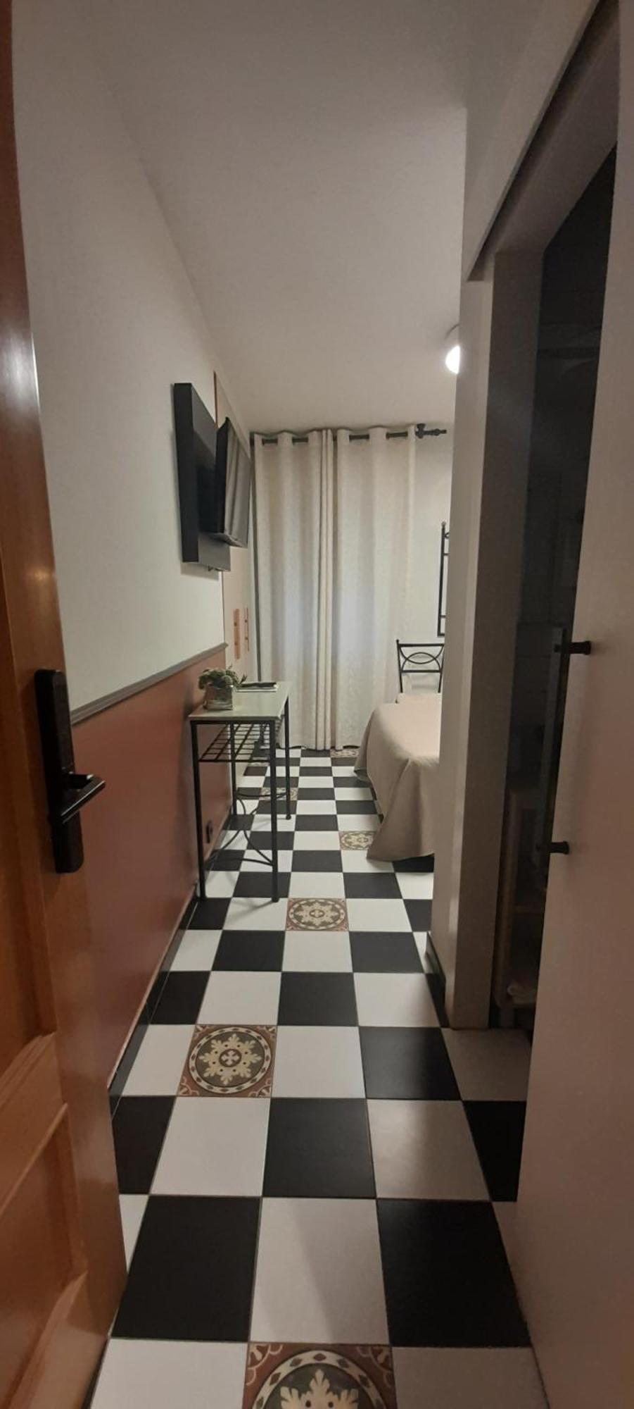 Hostal El Lechuguero Cascante Esterno foto