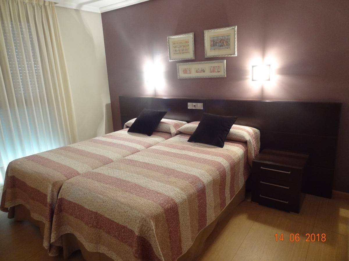 Hostal El Lechuguero Cascante Esterno foto