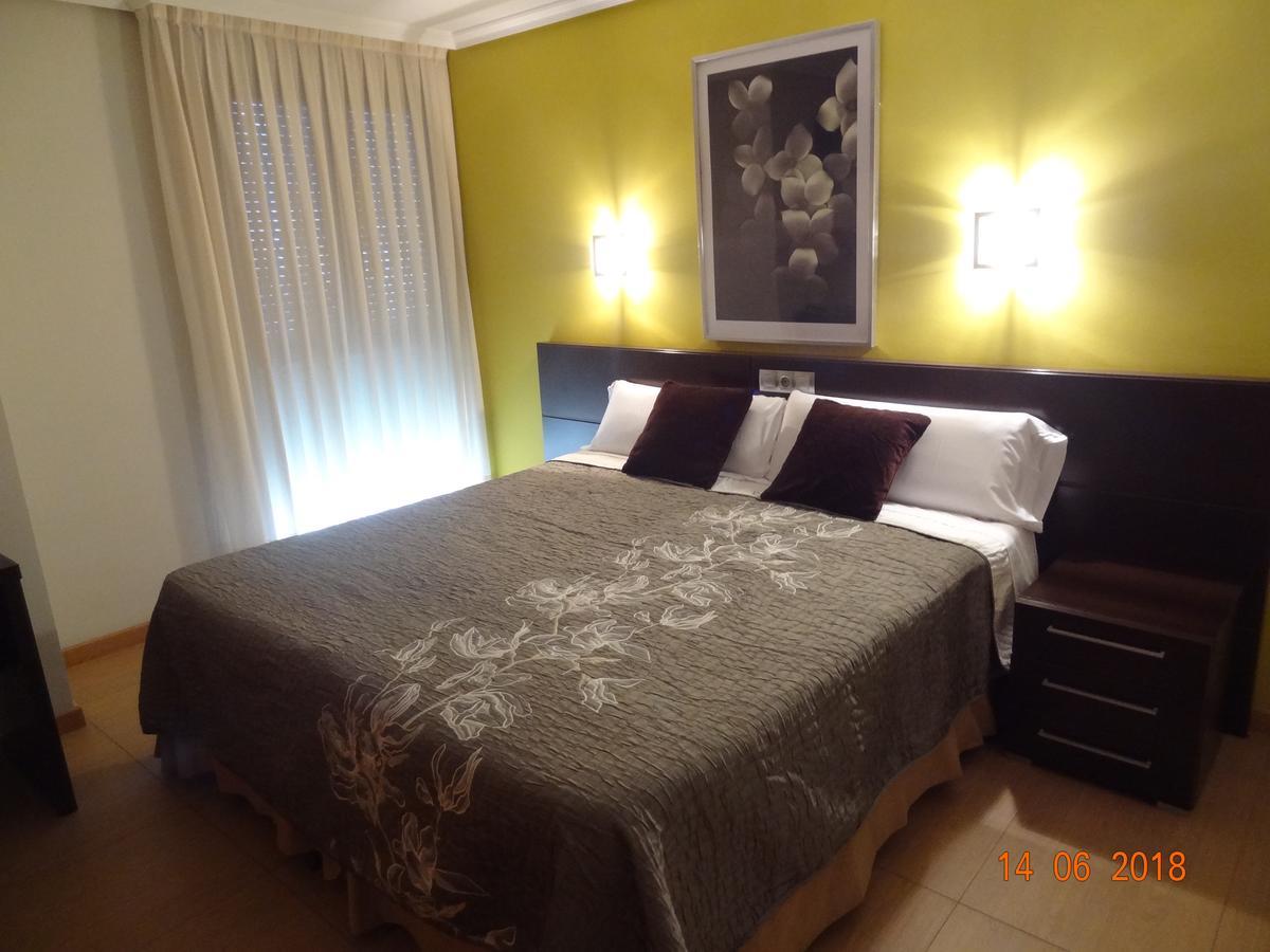 Hostal El Lechuguero Cascante Esterno foto
