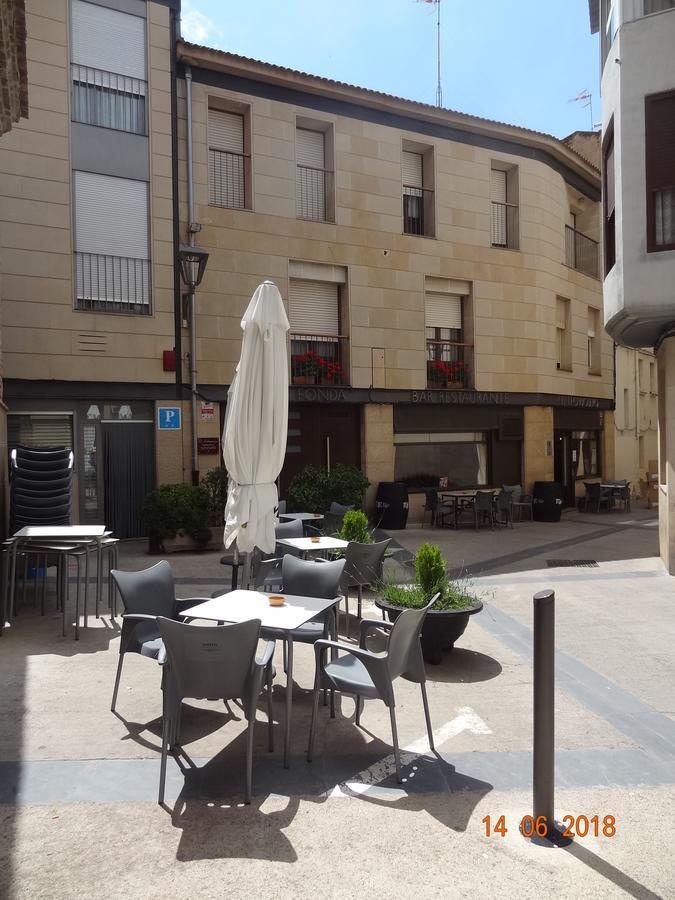Hostal El Lechuguero Cascante Esterno foto