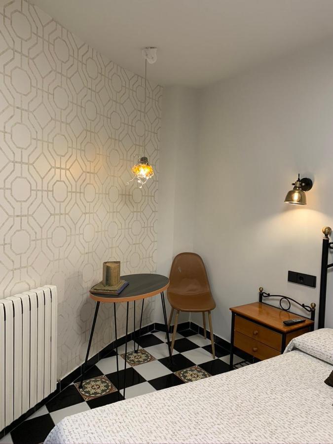 Hostal El Lechuguero Cascante Esterno foto